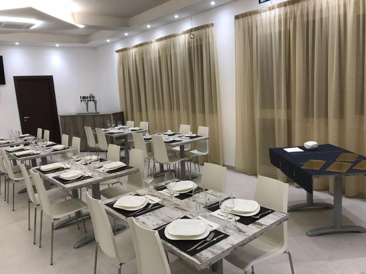 Hotel Villa Joseph Маротта Экстерьер фото